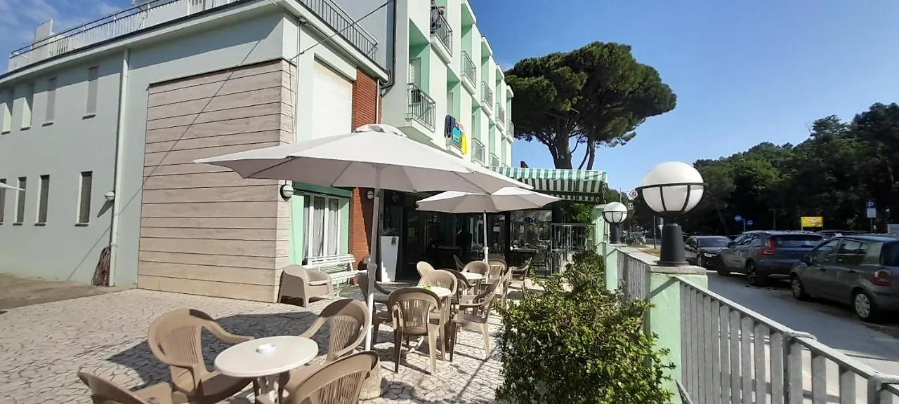 **  Hotel Maddalena Marina di Ravenna Italy